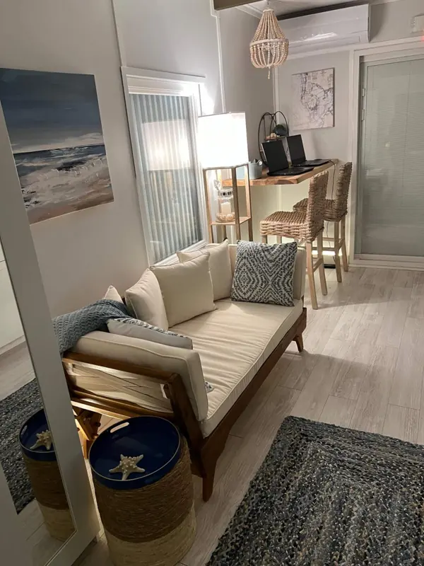 Casa Azul houseboat Key West &ndash; living room lounge